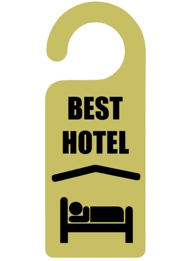 Best Hotel Erevan Esterno foto