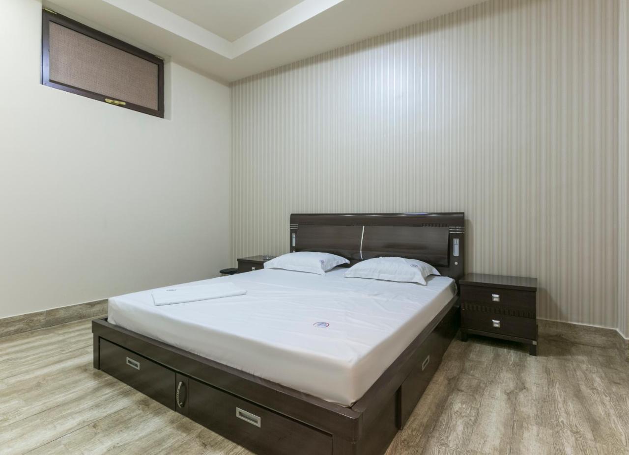 Best Hotel Erevan Esterno foto