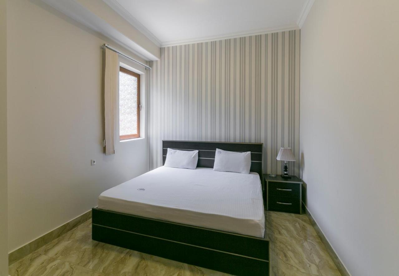 Best Hotel Erevan Esterno foto