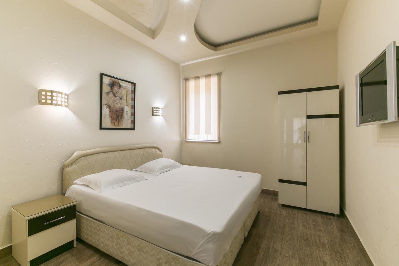 Best Hotel Erevan Esterno foto